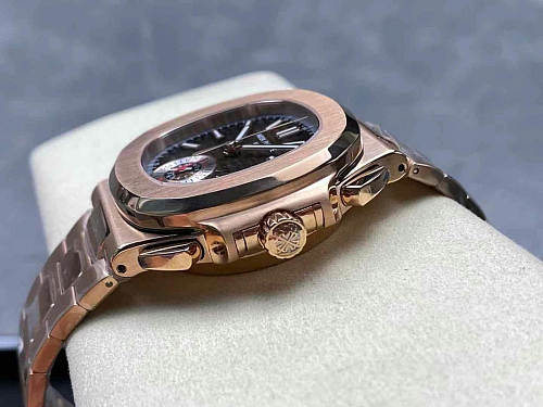 Replica Patek Philippe Nautilus 5980/1R-011 silver dial rose gold