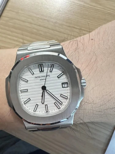 Replica Nautilus 5711/1A-011 Patek Philippe</br> <span style="color: #a8927b; font-size: 90%;">40 mm, Stainless Steel, White Dial</span> photo review