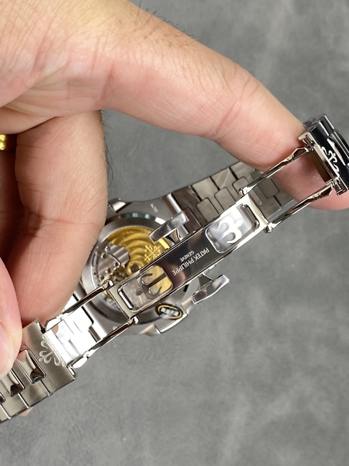 Replica Nautilus 5811/1G-001 Patek Philippe Date, Sweep seconds 41 mm,White gold