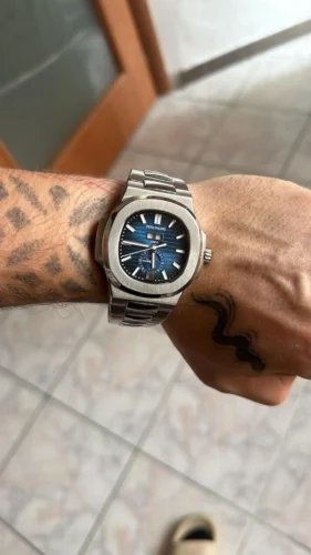 Replica Nautilus 5726/1A-014 Patek Philippe Annual Calendar, Moon phases</br> <span style="color: #a8927b; font-size: 90%;">40.5 mm,Steel, Blue Dial</span> photo review