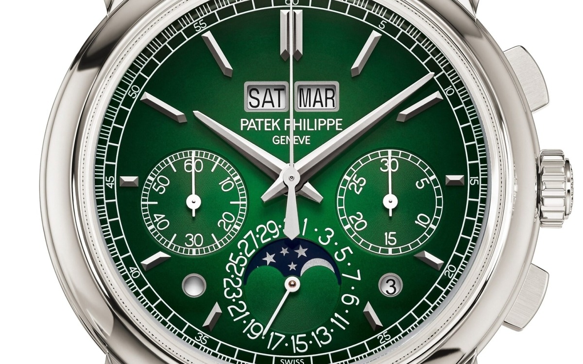 Patek Philippe Chronograph, Perpetual calendar</br> <span style="color: #a8927b; font-size: 90%;">41 mm,Platinum 5270P-014</span> - Image 3