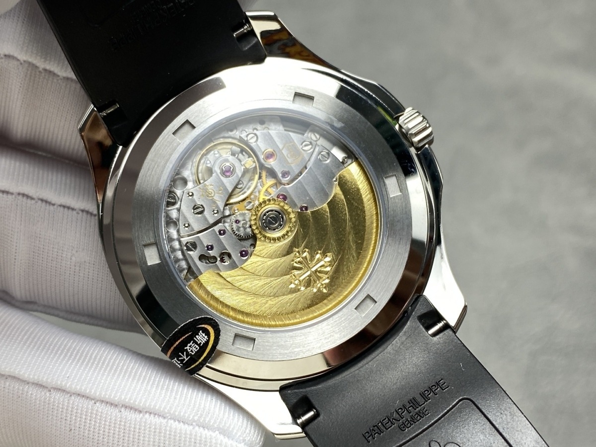Aquanaut 5167A-001 Patek Philippe Date, Sweep seconds</br> <span style="color: #a8927b; font-size: 90%;">40.8 mm, Stainless steel</span> - Image 8