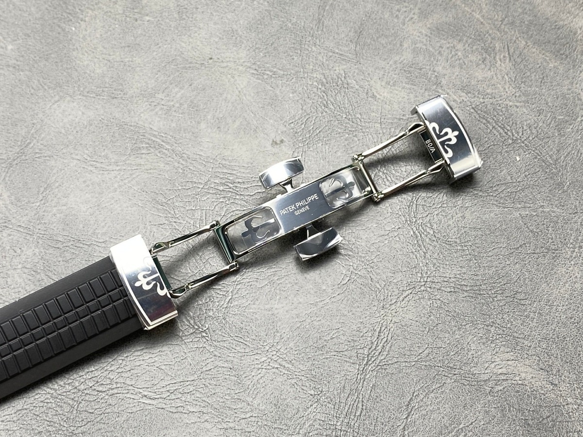 Aquanaut 5167A-001 Patek Philippe Date, Sweep seconds</br> <span style="color: #a8927b; font-size: 90%;">40.8 mm, Stainless steel</span> - Image 9