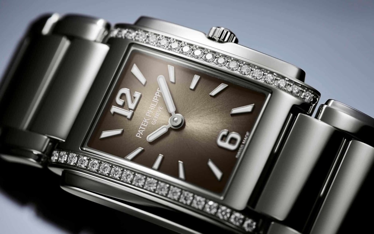 Patek Philippe TWENTY~4 </br> <span style="color: #a8927b; font-size: 90%;">30 mm,Stainless steel,4910-1200A-010</span> - Image 2