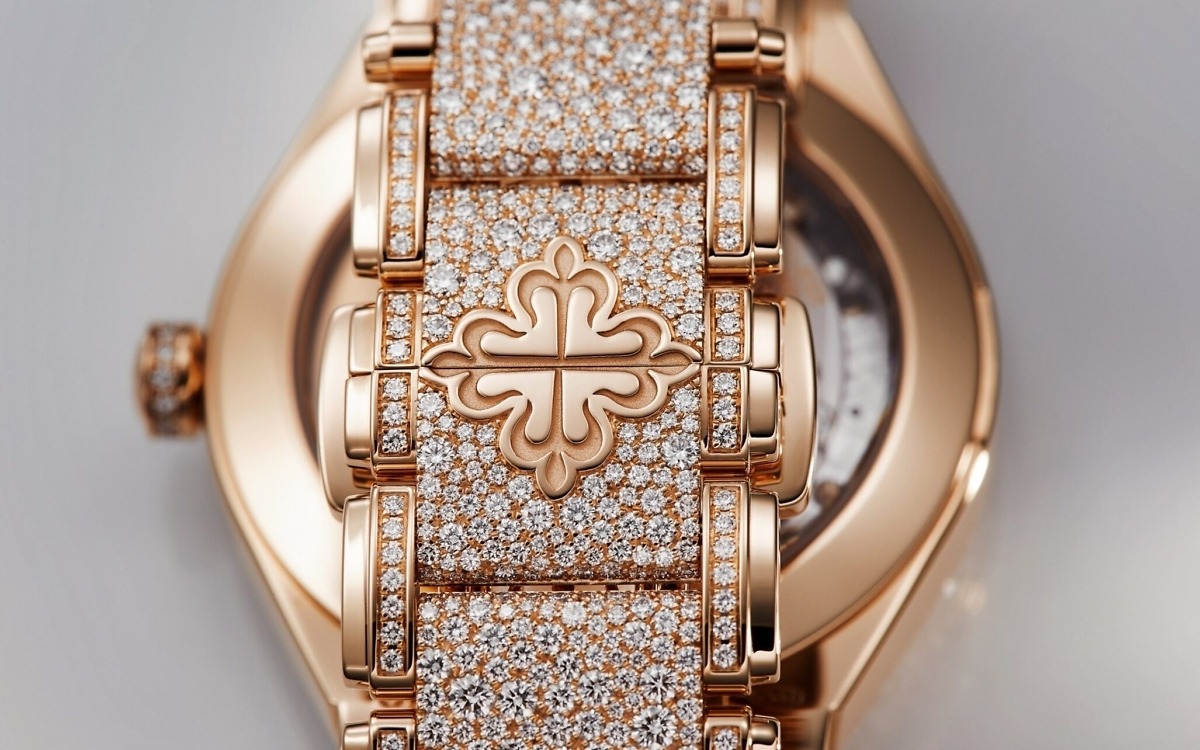 Patek Philippe TWENTY~4 Automatic </br> <span style="color: #a8927b; font-size: 90%;">36 mm,Rose Gold,7300-1450R-001</span> - Image 4