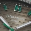 Nautilus 5711 bracelet and clasp detail