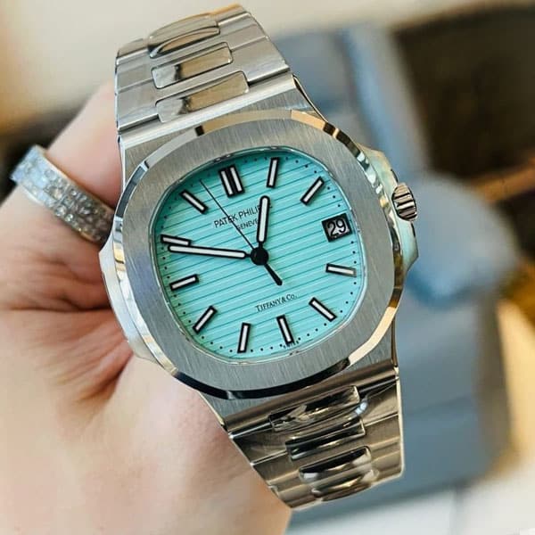 nautilus tiffany blue