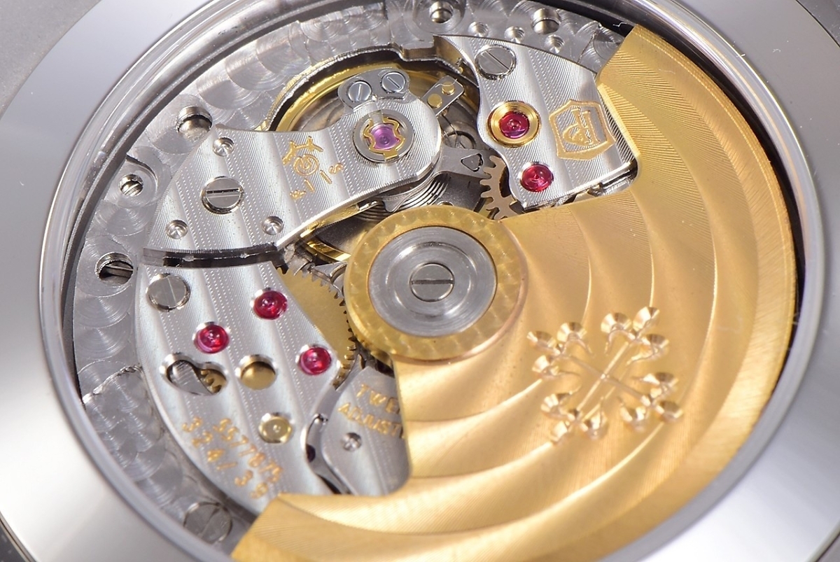 Replica Nautilus 5726/1A-014 Patek Philippe Annual Calendar, Moon phases</br> <span style="color: #a8927b; font-size: 90%;">40.5 mm,Steel,Dark Dial</span> - Image 11
