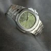 Nautilus 5711 bracelet and clasp detail