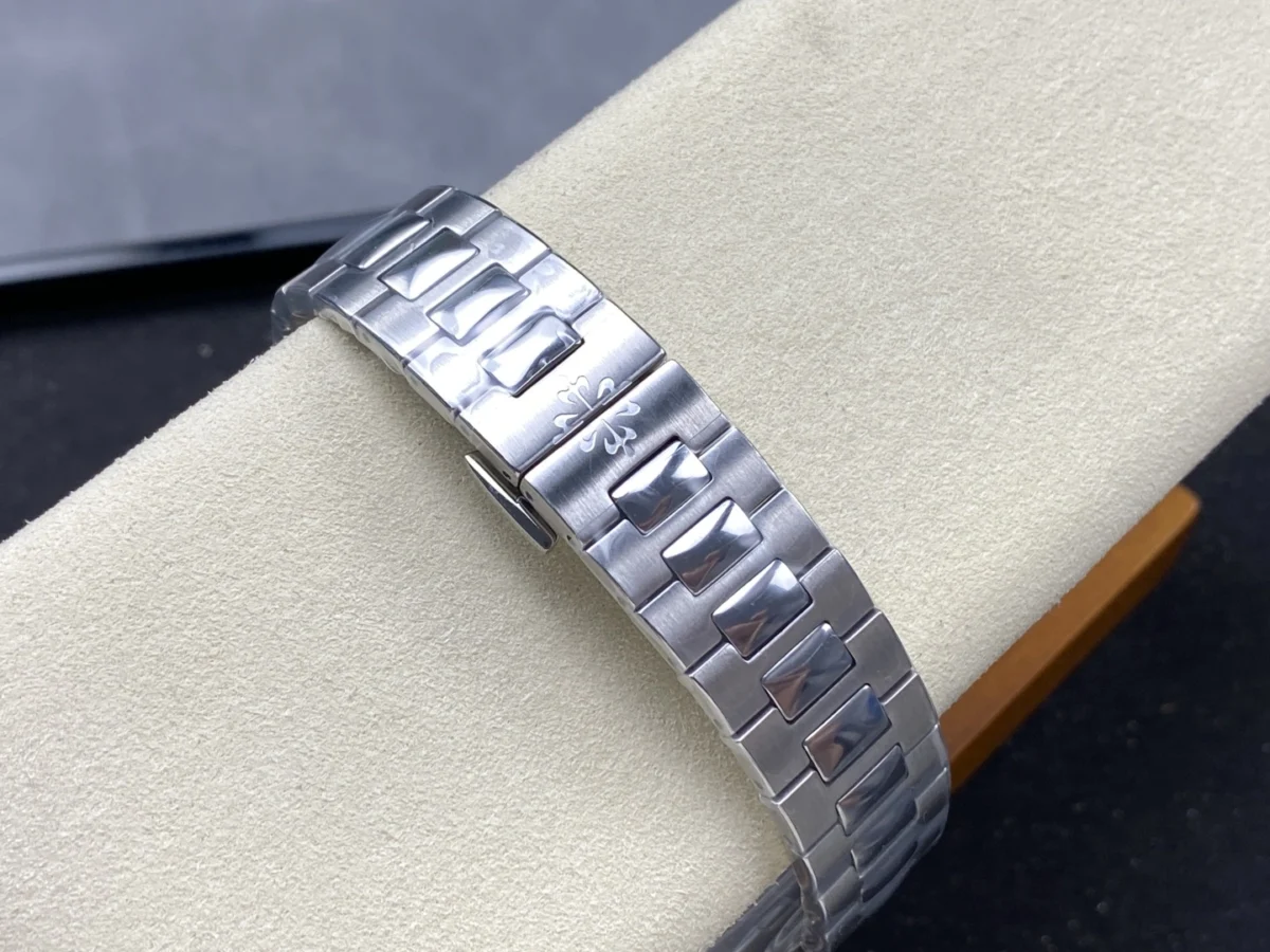 Replica Cubitus 5821 Patek Philippe </br> <span style="color: #a8927b; font-size: 90%;">45 mm Black Dial</span> - Image 7