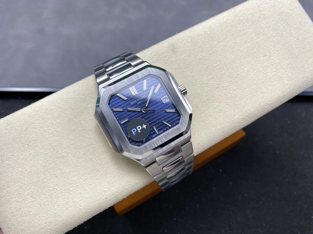 Replica Cubitus 5821 Patek Philippe </br> <span style="color: #a8927b; font-size: 90%;">45 mm Blue Dial</span> - Image 3