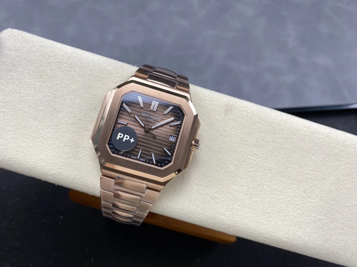 Replica Cubitus 5821 Patek Philippe </br> <span style="color: #a8927b; font-size: 90%;">45 mm Rose Gold Brown Ombre Dial</span> - Image 3