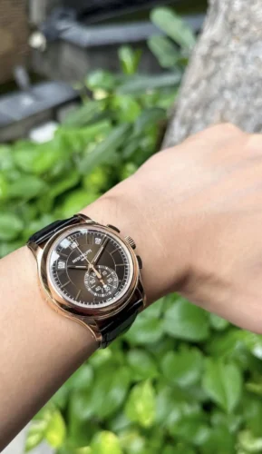 Replica Complications 5905R-005 Patek Philippe Annual Calendar Chronograph </br> <span style="color: #a8927b; font-size: 90%;">42 mm,White Gold, Black Dial</span> photo review