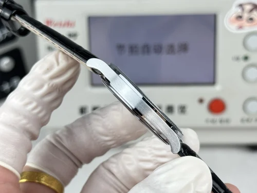 Replica Patek Philippe Calatrava 6119R-003 rose gold 39mm white dial leather strap