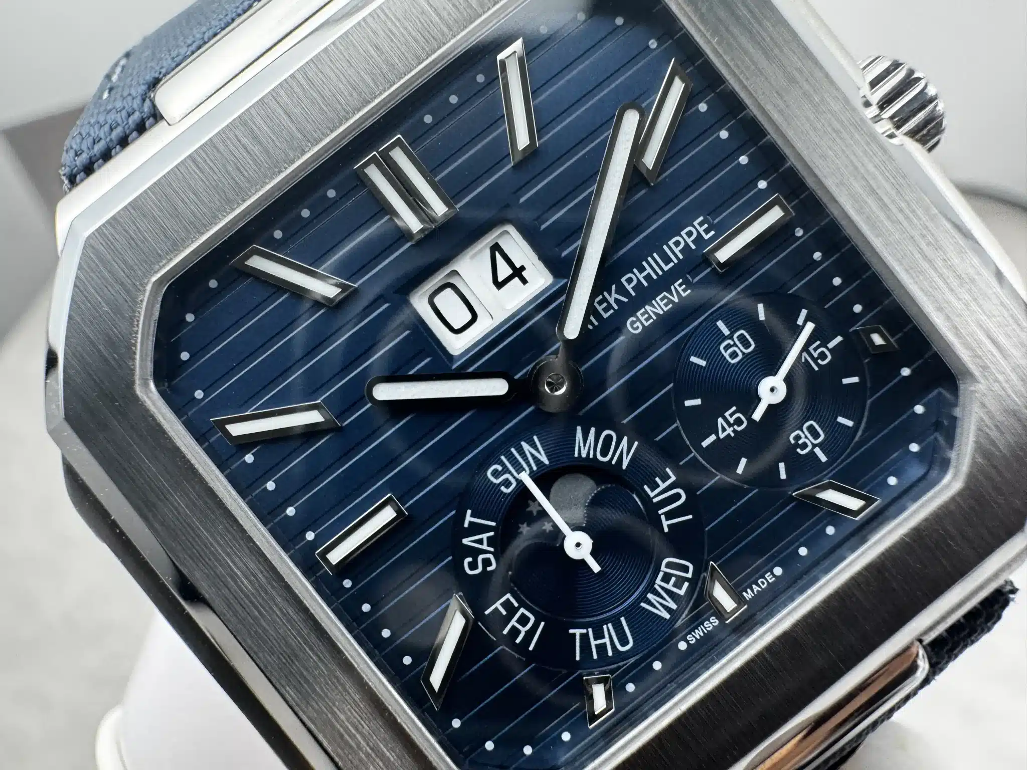 Replica Patek Philippe Cubitus 5822P-001 blue dial leather strap