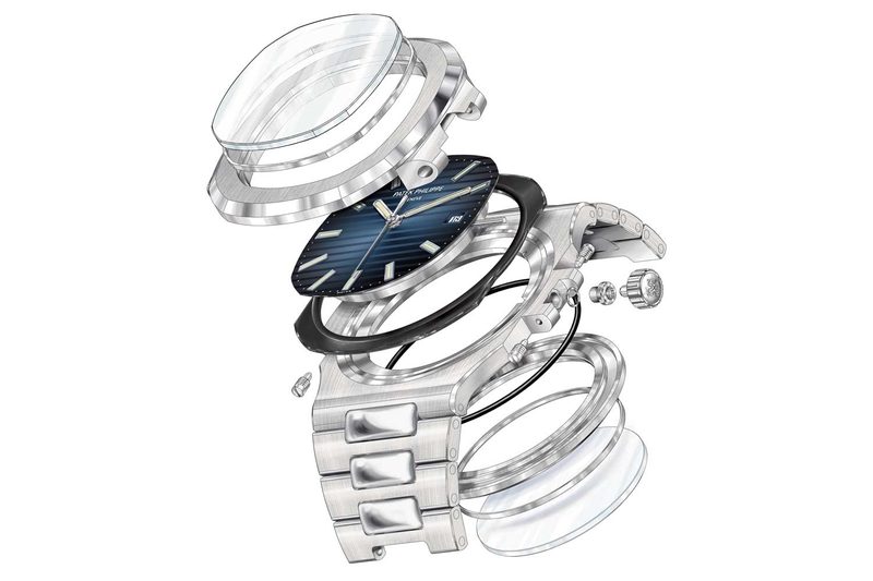 Patek Philippe Nautilus monoblock case construction