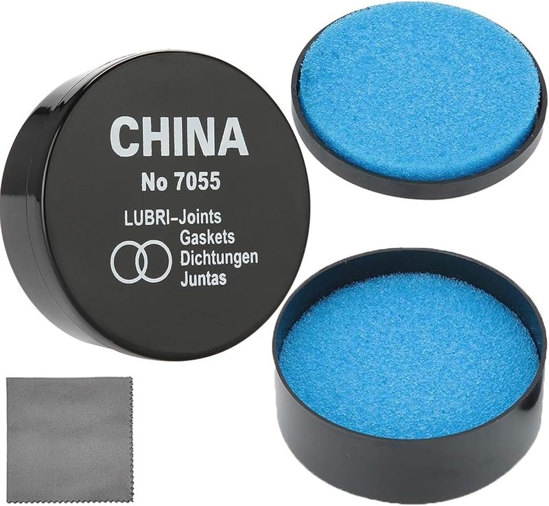 Watch gasket maintenance for water resistance